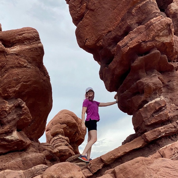 Meet your Posher, April - Picture 4 of 12